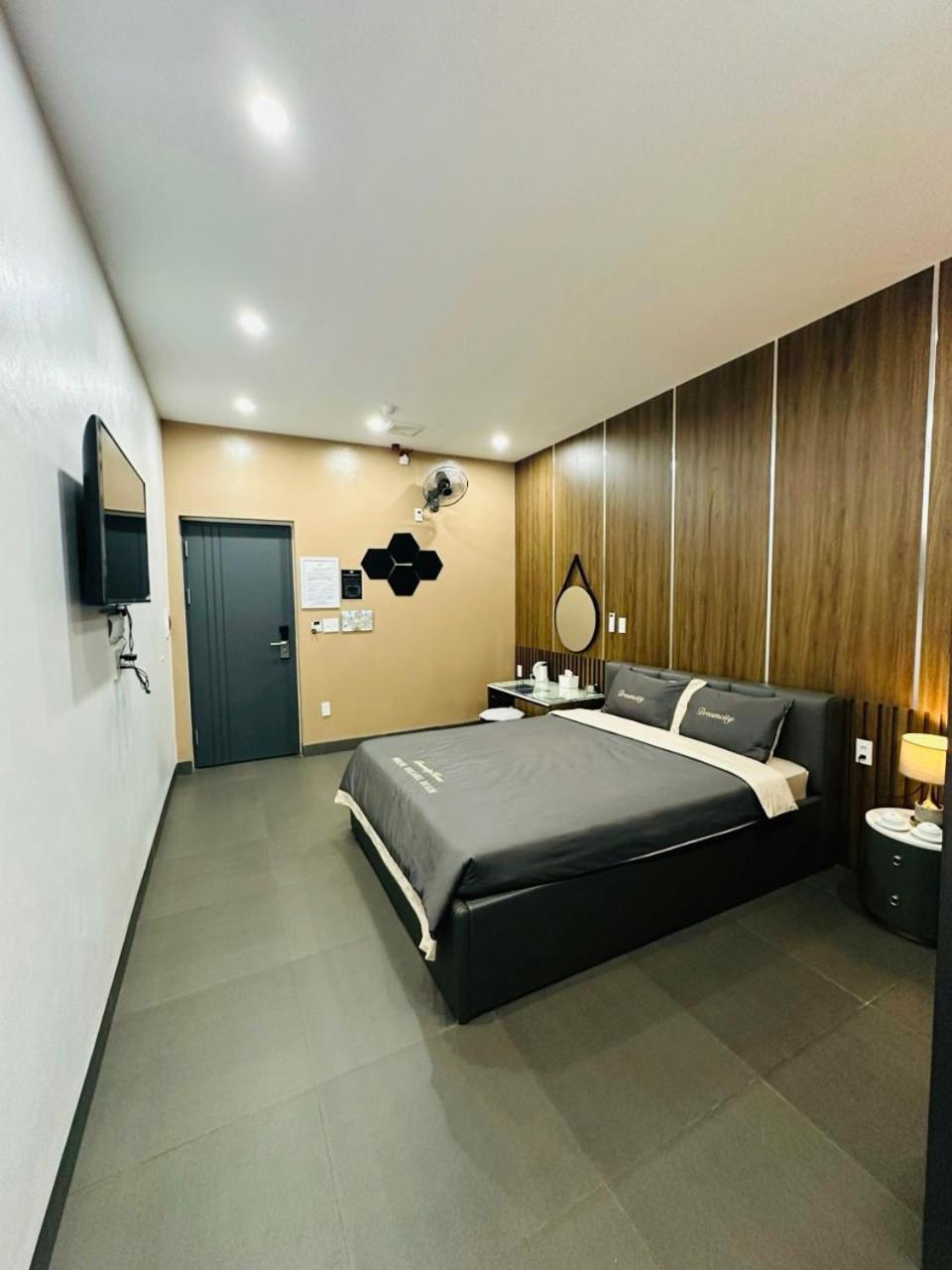 Hero Hotel - Gan Sieu Thi Go Thai Nguyen Bac Giang Exteriör bild